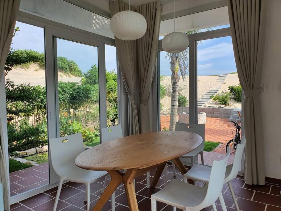 Ho Lan Retreat, Villa Mat Bien Danh Cho 8 Nguoi. Pho Tri Exteriör bild