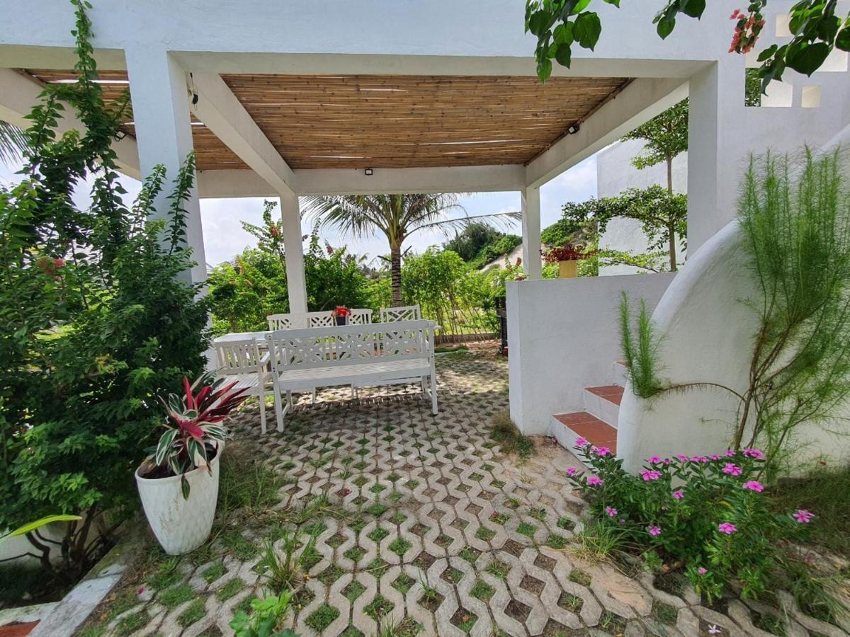 Ho Lan Retreat, Villa Mat Bien Danh Cho 8 Nguoi. Pho Tri Exteriör bild